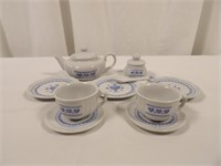 Delton Product Corp Miniature tea set