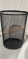 Metal Mesh Wastebasket