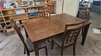 Stunning Dining Room Table & 6 Chairs
