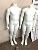 2 mannequins commerciaux masculin, 44" -