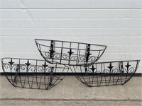3 metal planter baskets
