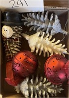 Vintage pinecone Christmas ornament lot & more