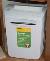 Royal Crosscut Paper Shredder