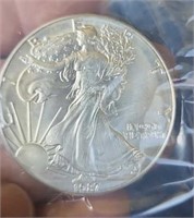 1987 1 ounce fine silver 1 dollar silver eagle