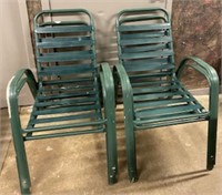 4 Matching Outdoor Chairs