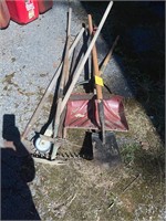 lawn tools lot