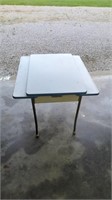 PORCELAIN TOP TABLE 28" TALL X 40" X 36"