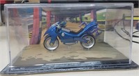 Batman Batcycle legend of the dark night Blue Met