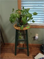 29-in bar stool and ivy