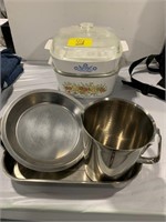 CORNING CASSEROLE DISHES, GROUP OF POTS & PANS