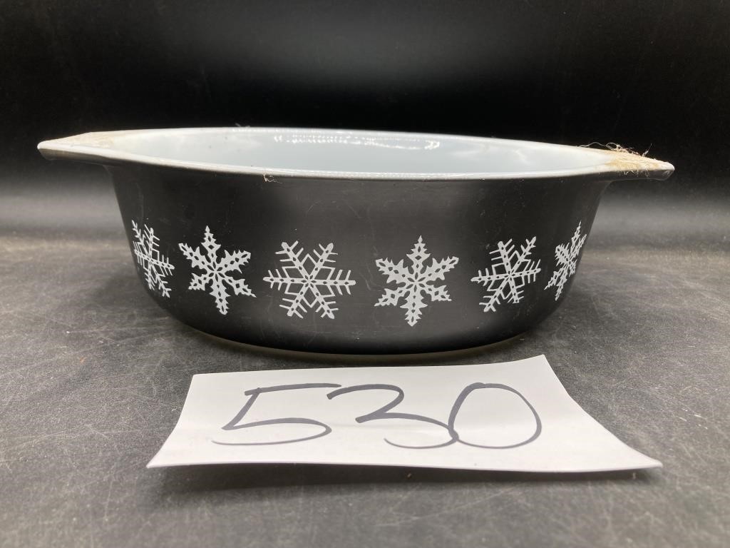 Vintage Pyrex Black Snowflake 043 Casserole