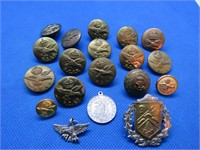 Canadian Military Lot Buttons Badge Pin Religious