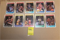 (10) 1988-89 FLEER BASKETBALL CARDS