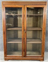 Oak 2 Door Bookcase