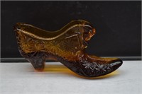 Fenton Daisy and Button Amber Glass Shoe