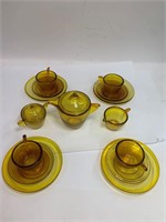 Akro Agate Amber Glass Child's Tea Set