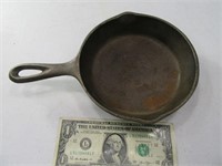 6" SK3 USA Cast Iron Skillet w/ Fire Rim