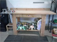 Workbench and vise