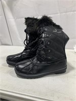 DREAMPAIRS WINTER BOOTS SIZE 9