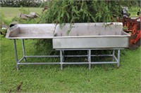 STAINLESS STEEL WASH STATION - 9' X 30" X 35"