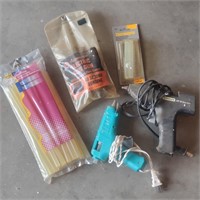 Hot Glue Gun Lot w/ Glue Sticks