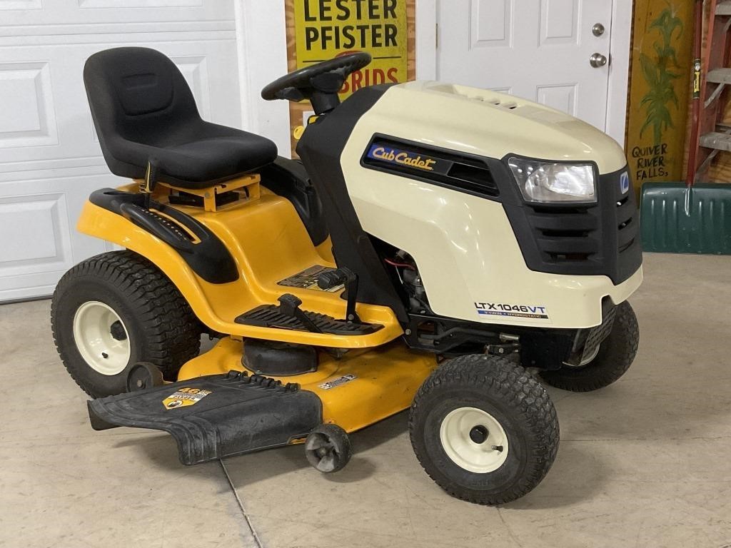 2010 Cub Cadet LTX1046 VT Lawn Tractor