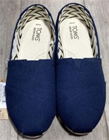 Toms Classic Canvas Shoes Size 8