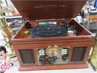 WOOD VICTROLA  REPRODUCTION RECORD,RADIO,CD