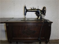 Hamilton Beach Antique Sewing Machine