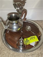 WILLIAMSBURG STIEFF PEWTER TEA POT AND TRAY