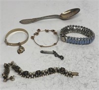 Costume jewelry and plated in spoon