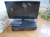 SMALL LG FLAT SCREEN TV WITH AKAI VHS PLAYER