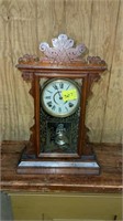 Mantle clock, missing a molding