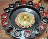 VTG roulette Miniature with Shot Glasses around it