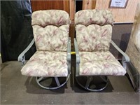 Set of 2 Swivel Patio Chairs w/ Cushions