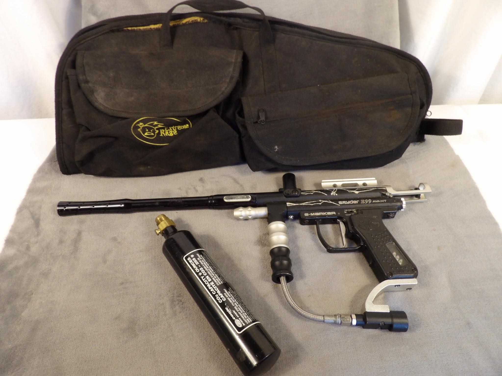 Spyder E99 Avant Paintball Gun With Case