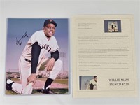 WILLIE MAYS AUTOGRAPHED PHOTO W/ COA