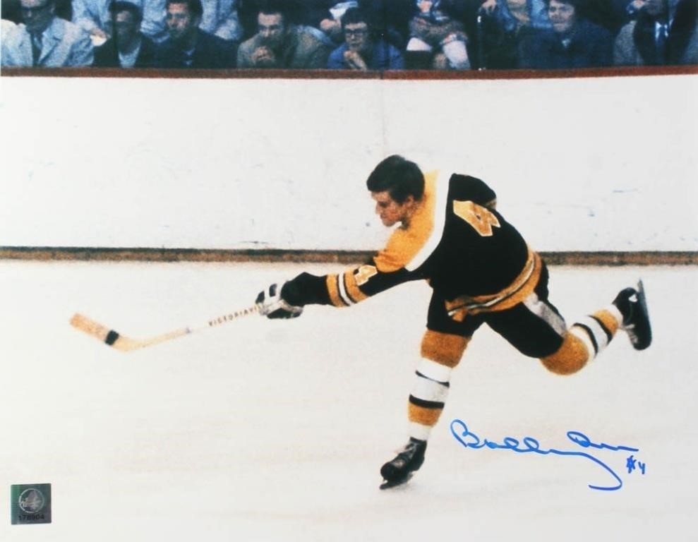 Bobby Orr Signed Bruins 11x14 Photo (Orr)Bobby Orr