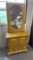 Small night stand with mirror