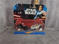 STAR WARS HOTWHEELS DARTH VADER & PRINCESS LEIA