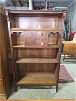 Antique bookshelf w/ small drawers