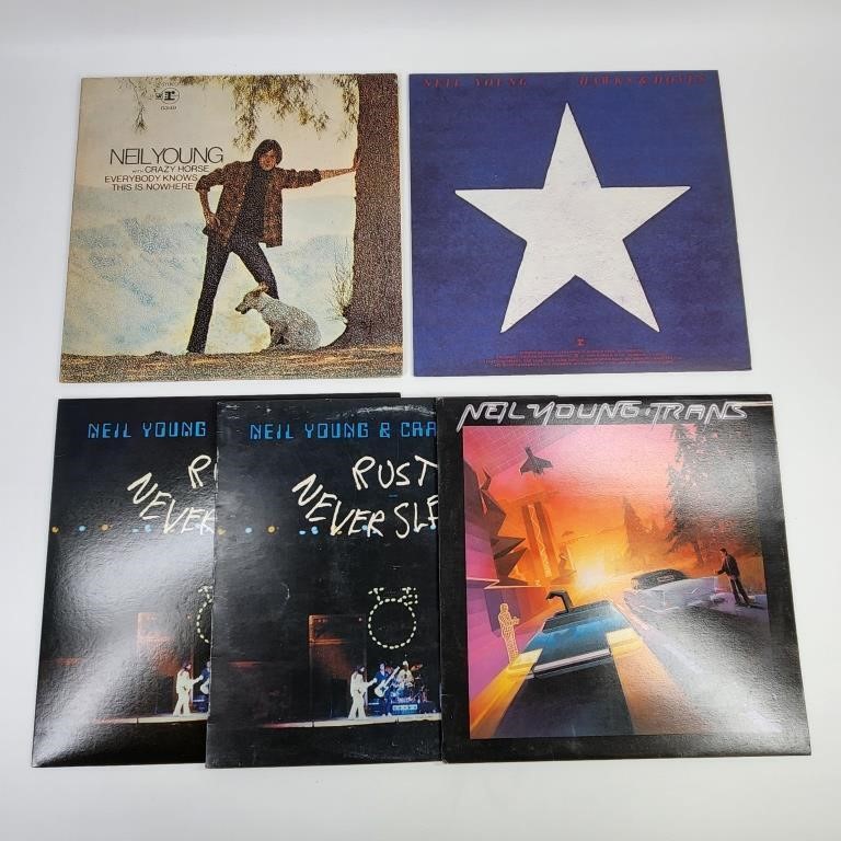 5) VINTAGE NEIL YOUNG LP RECORD ALBUMS