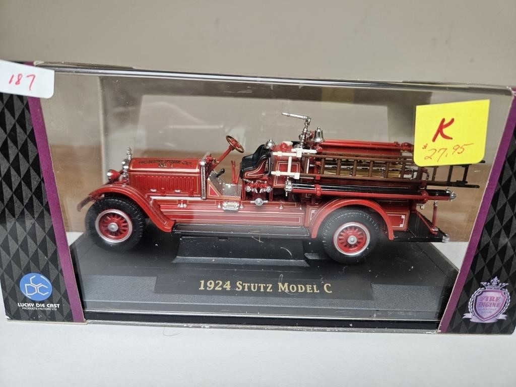 1924 STUTZ MODEL C 1/43 SIGNATURE SERIES