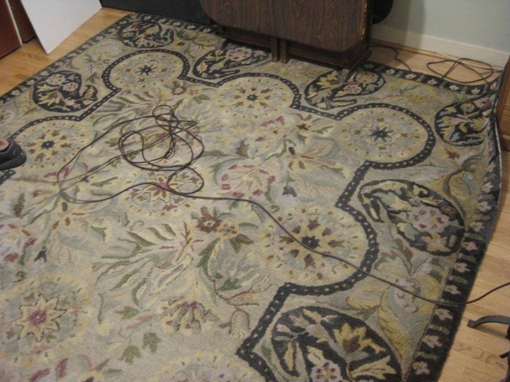 Vintage Oriental Area Rug See Info