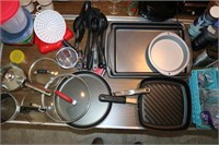 Lot of Miscellaneous Cookware