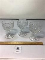 L E SMITH VINTAGE MOON & STARS CLEAR GLASS WINE