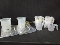 Plastic Measuring Cups Lot - New