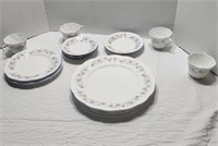 Queens England Fine Bone China Claire Pattern