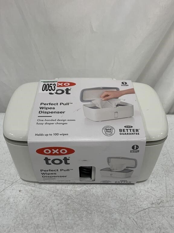 OXO TOT PERFECT PULL WIPES DISPENSER HOLDS