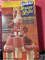 Barbie room-fulls country kitchen